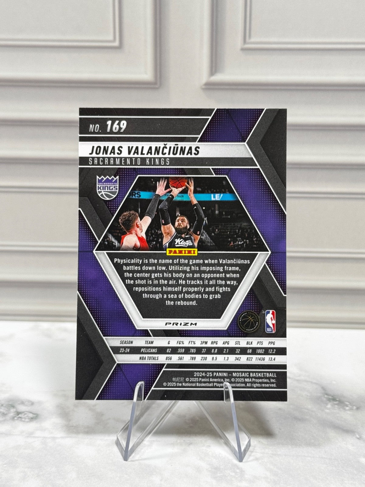 2024-25 Panini Mosaic - Jonas Valanciunas #169 Reactive Yellow Mosaic Prizm