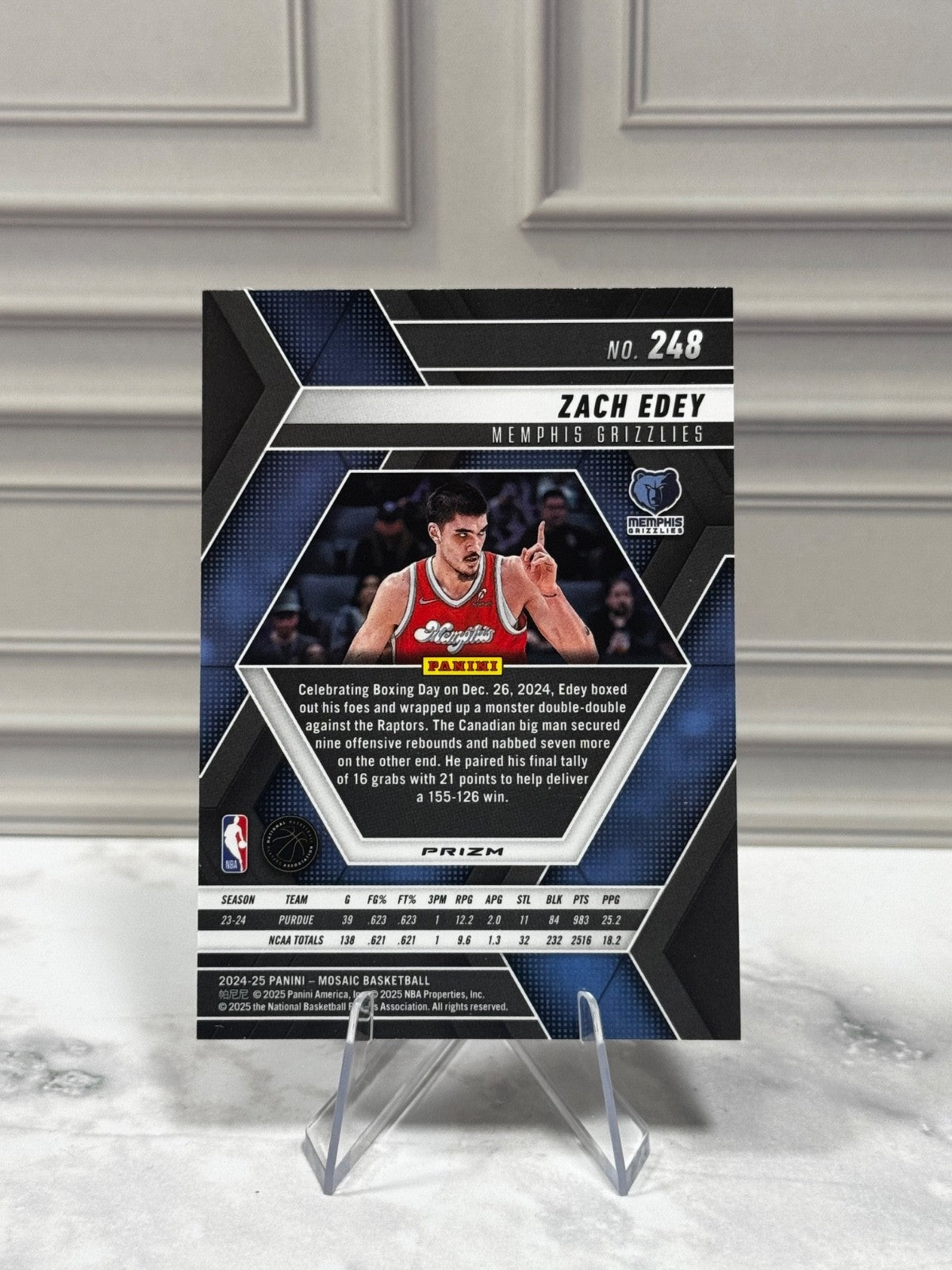 2024-25 Panini Mosaic - Rookies Zach Edey #248 Reactive Yellow Mosaic Prizm (RC)