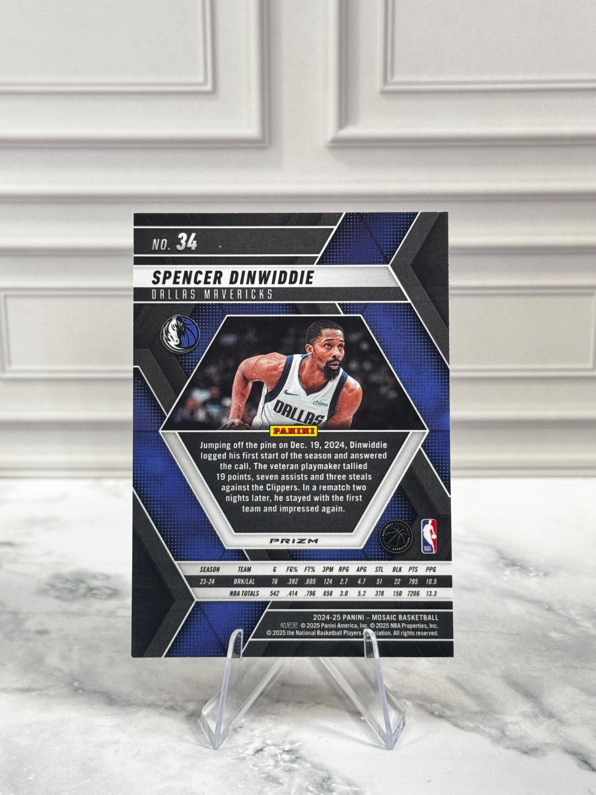 2024-25 Panini Mosaic - Spencer Dinwiddie #34 Reactive Yellow Mosaic Prizm