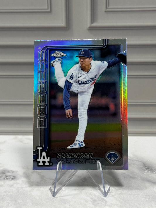 2025 Topps Chrome - Yoshinobu Yamamoto #179 Refractor