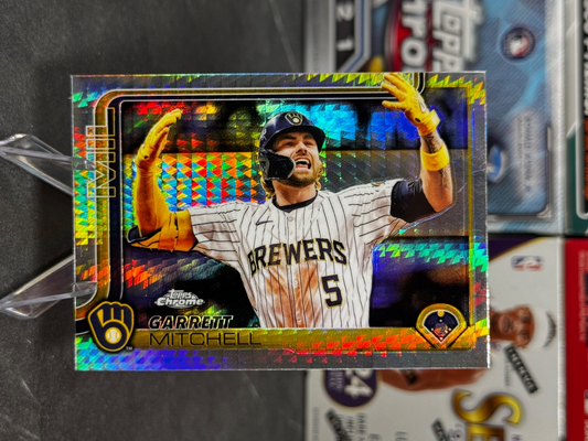 2025 Topps Chrome - #28 Garrett Mitchell Prism Refractor