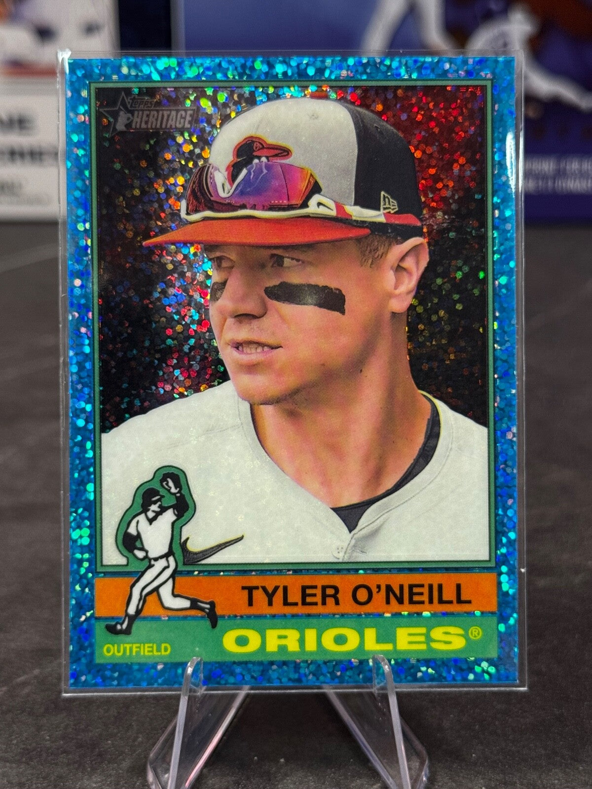 2025 Topps Heritage - Tyler O'Neill Blue Sparkle #246