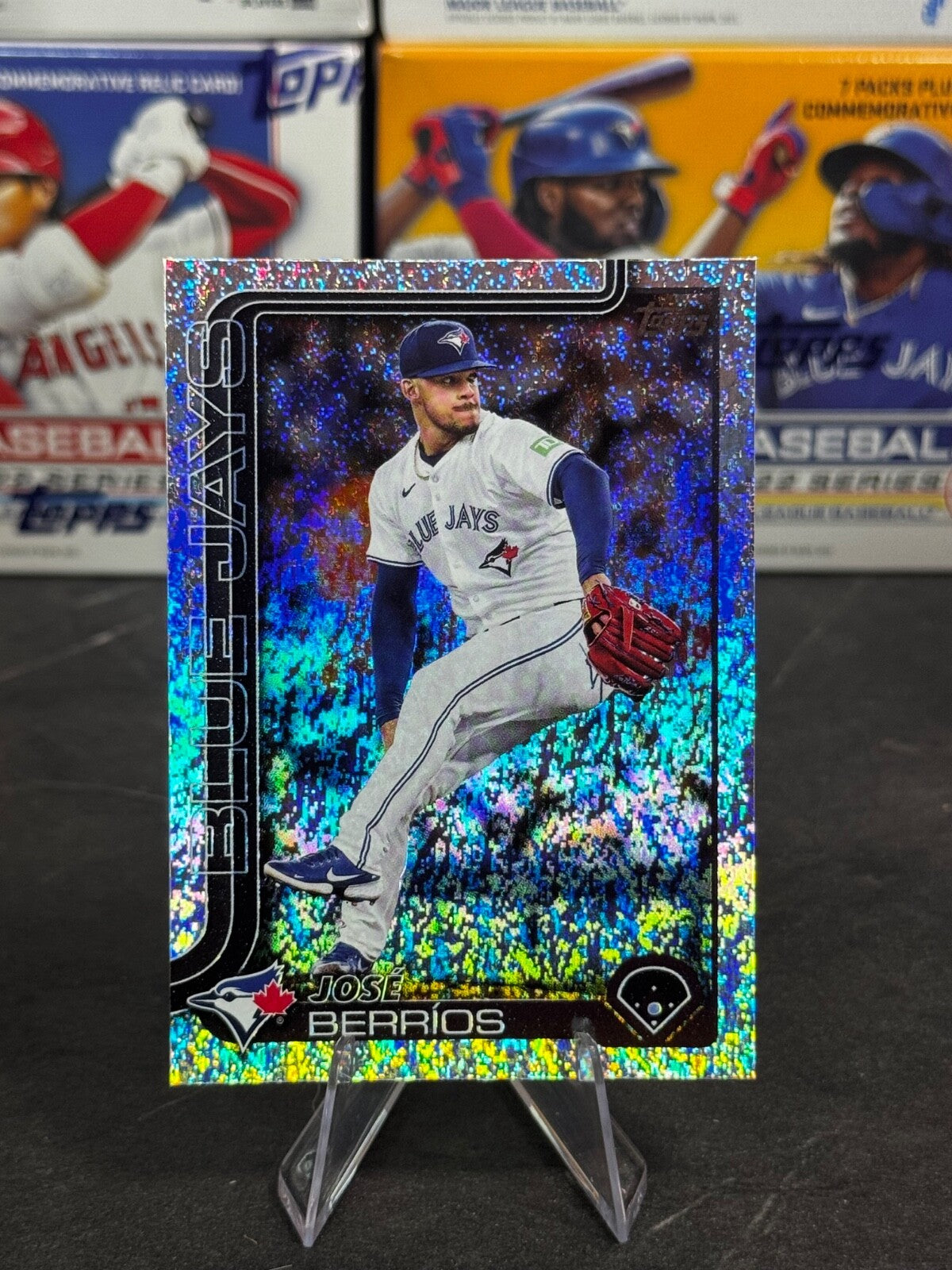 2025 Topps Series 1 - José Berríos #33 Holofoil