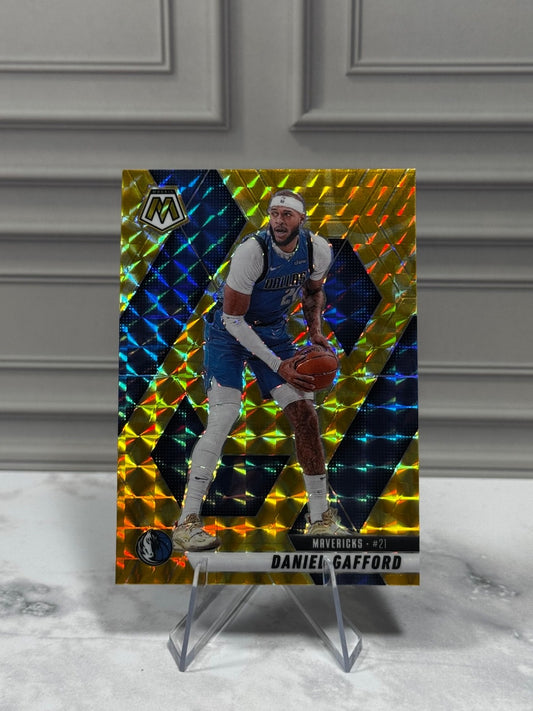 2024-25 Panini Mosaic - Daniel Gafford #103 Reactive Yellow Mosaic Prizm #55