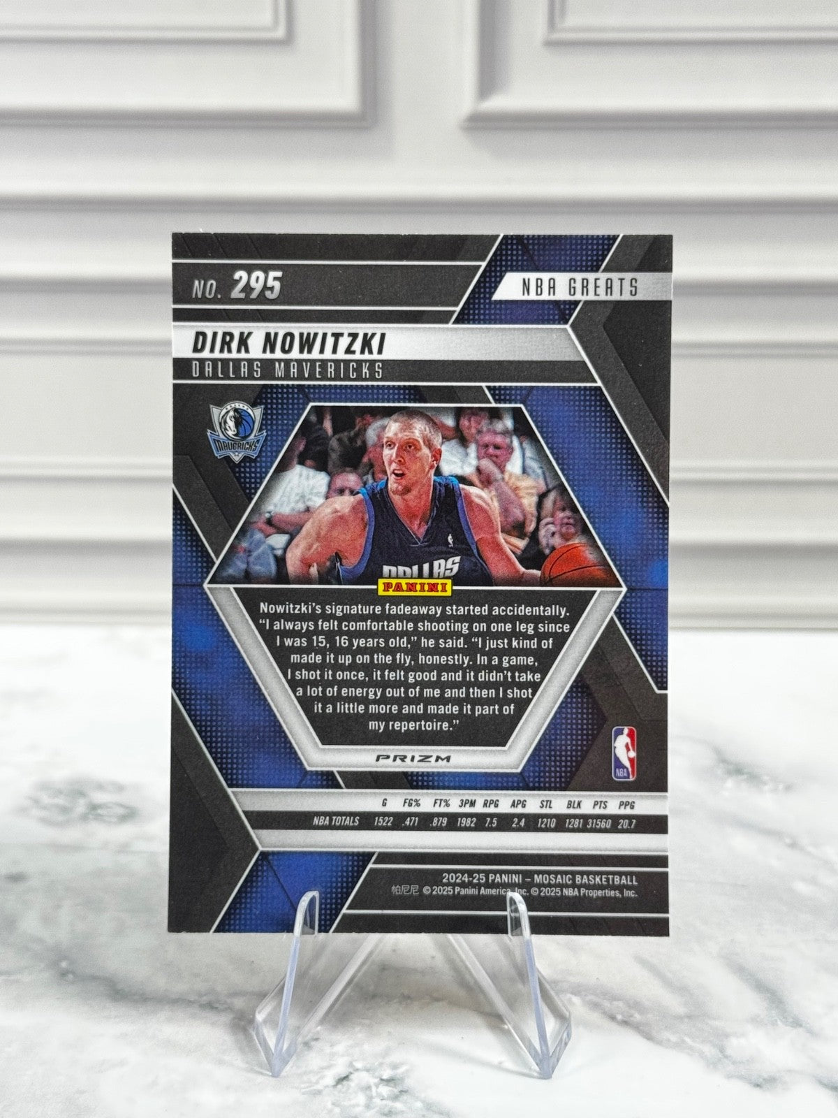 2024-25 Panini Mosaic - NBA Greats Dirk Nowitzki #295 Mosaic Prizm