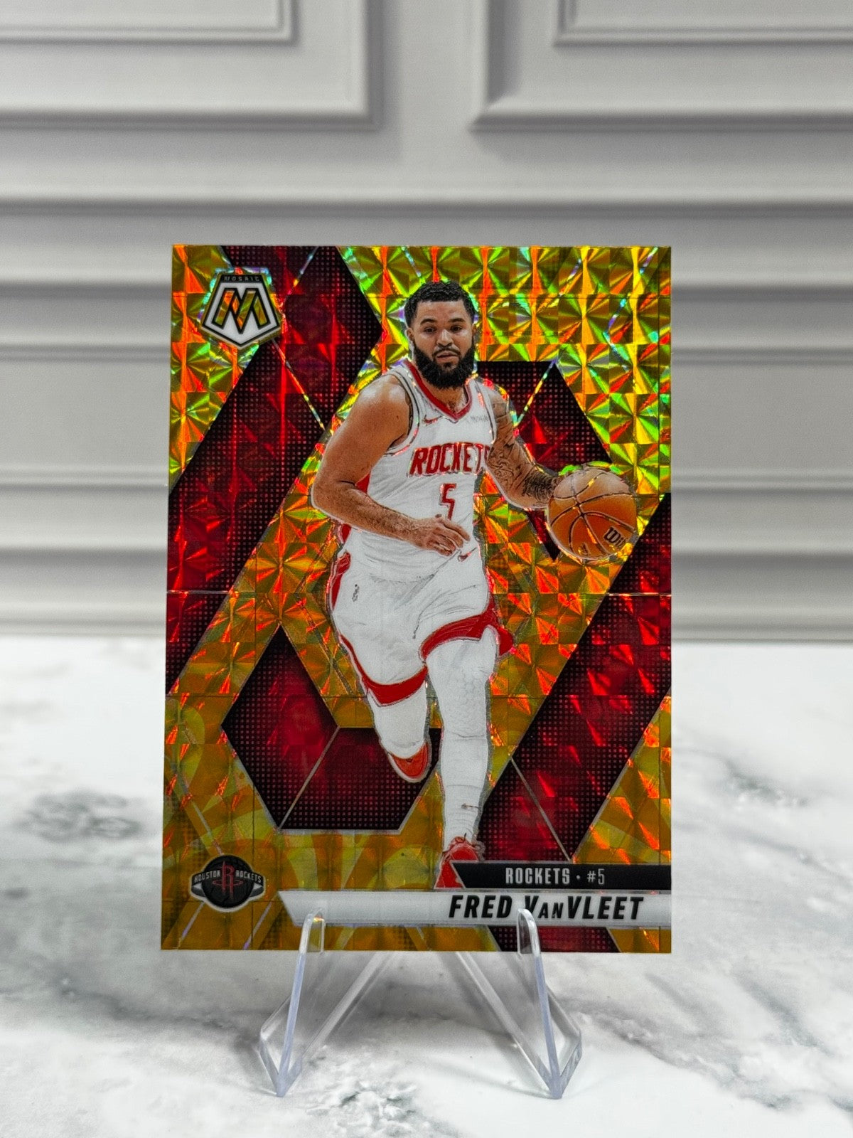 2024-25 Panini Mosaic - Fred VanVleet #135 Reactive Yellow Mosaic Prizm