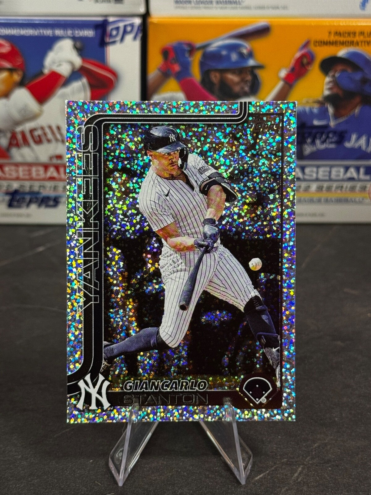 2025 Topps Series 1 - Giancarlo Stanton #262 Confetti Sparkle