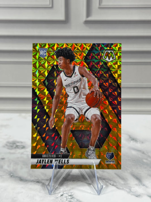 2024-25 Panini Mosaic - Rookies Jaylen Wells #240 Reactive Yellow Prizm (RC)