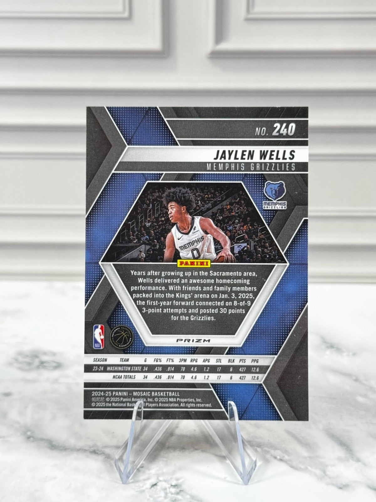 2024-25 Panini Mosaic - Rookies Jaylen Wells #240 Reactive Yellow Prizm (RC)