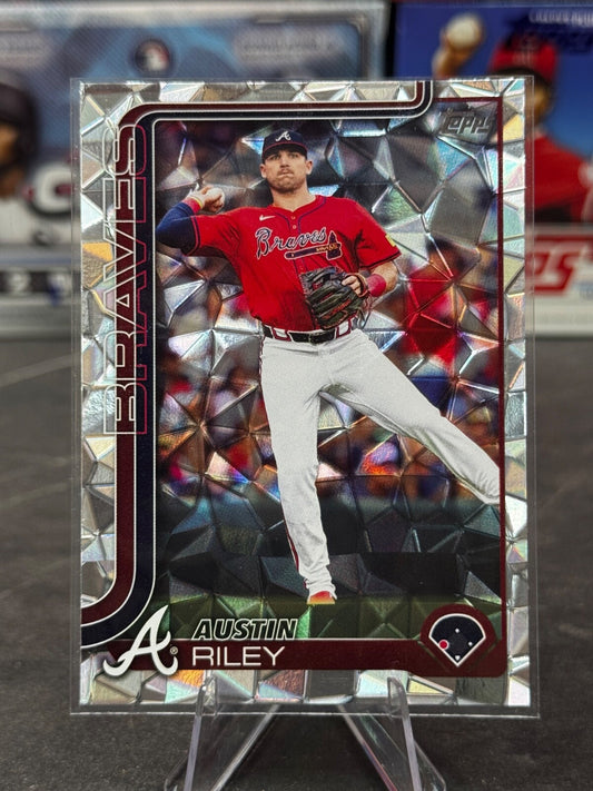 2025 Topps Series 1 - Austin Riley #54 Diamante Foil