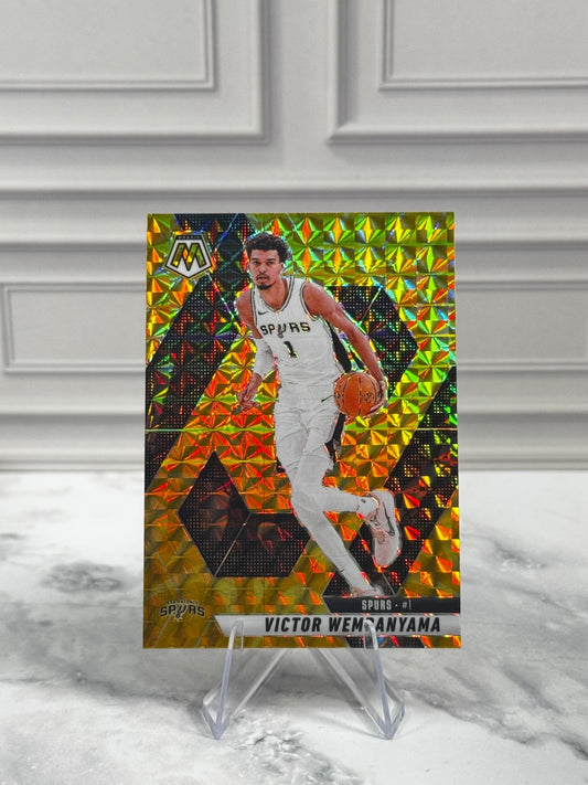 2024-25 Panini Mosaic - Victor Wembanyama #31 Reactive Yellow Mosaic Prizm