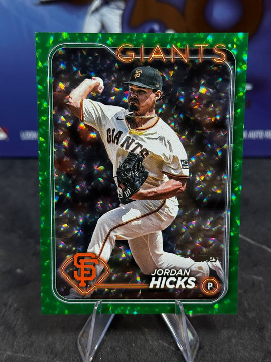 2024 Topps Update Series - Jordan Hicks #US287 Green Crackle Foil /499