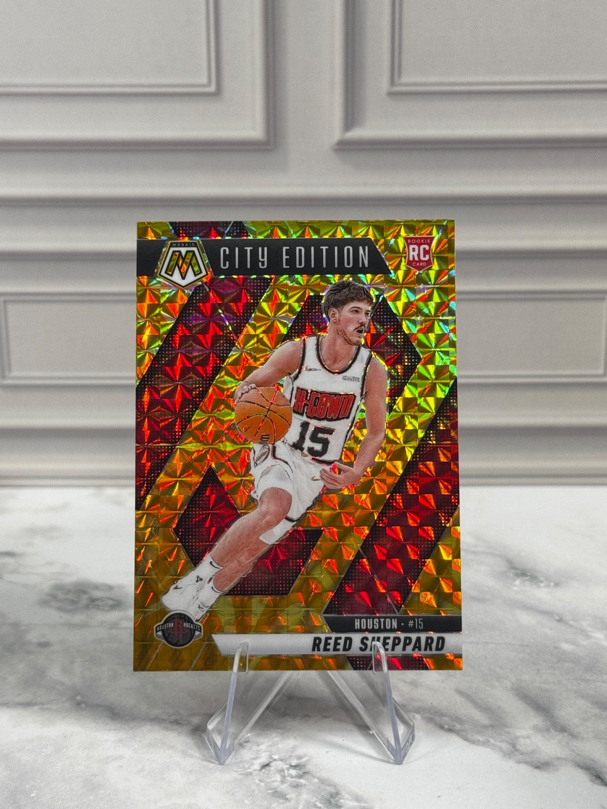 2024-25 Panini Mosaic - City Edition Reed Sheppard #276 Reactive Yellow (RC)