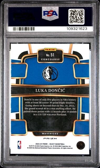 2023 Panini Select #51 Luka Dončić Blue Cracked Ice PSA 9 MINT