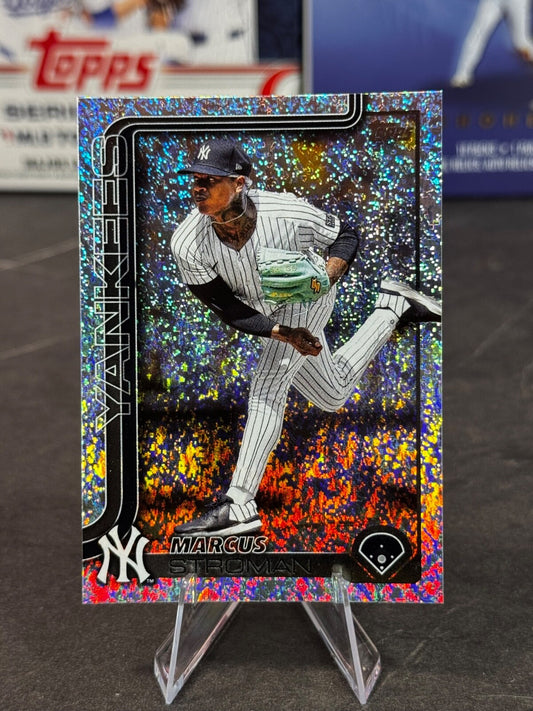 2025 Topps Series 1 - Marcus Stroman #268 Sandglitter